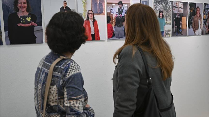 ODTÜ'de ‘Cumhuriyetin 101. yılında 101 kadın fotoğrafı’ temalı sergi 4